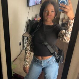 Meet your Posher, Jalea